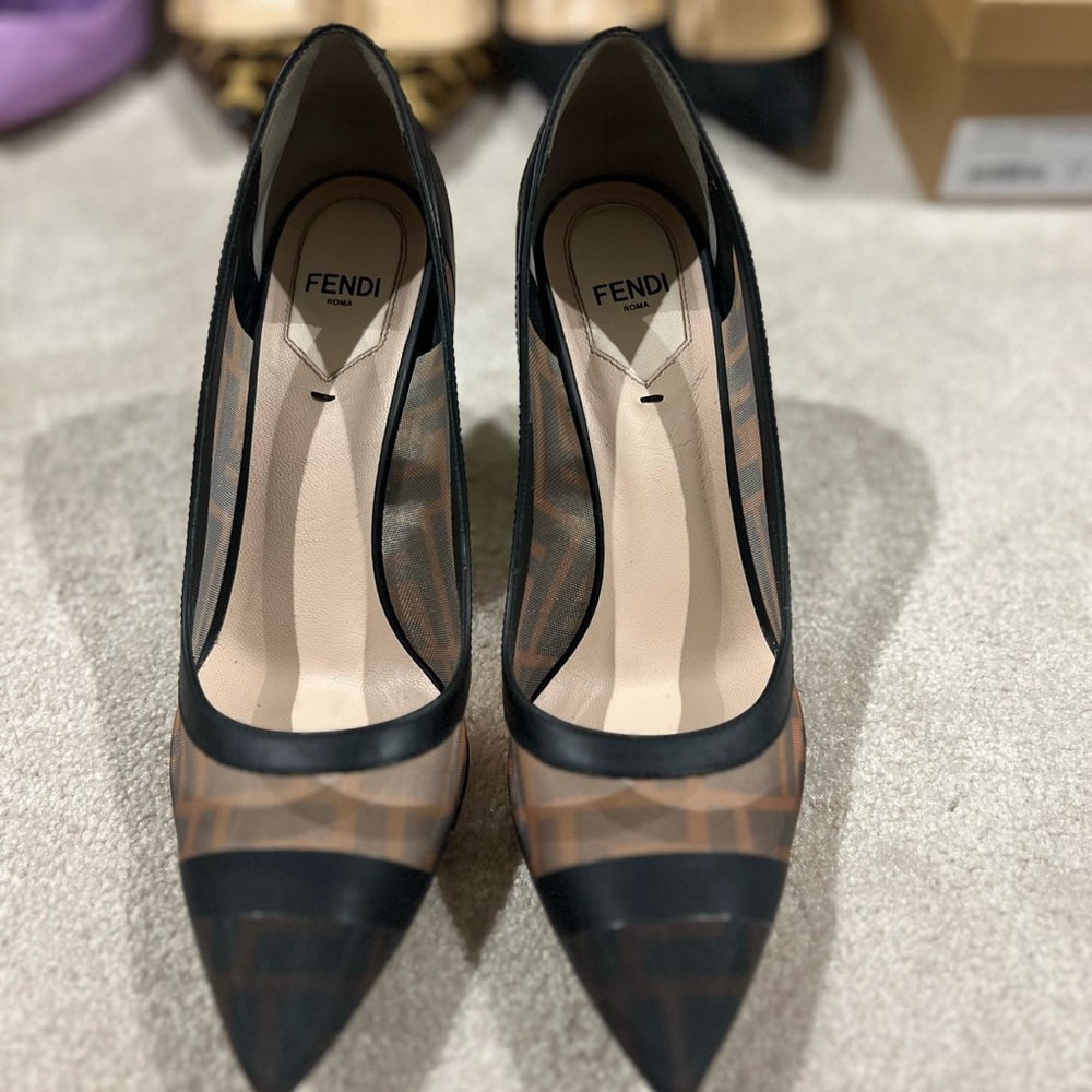 Fendi Zucca Mesh FF Logo Pump
